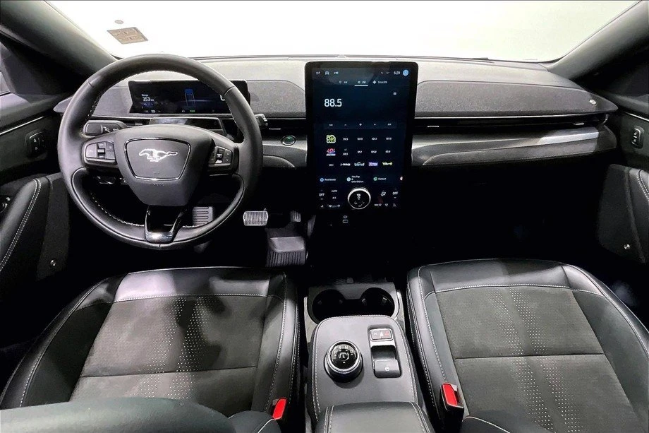 2022 Ford Mustang Mach-E - Image 4 of 7