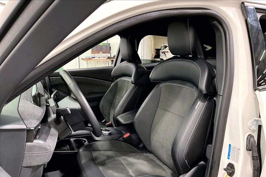 2022 Ford Mustang Mach-E - Image 5 of 7