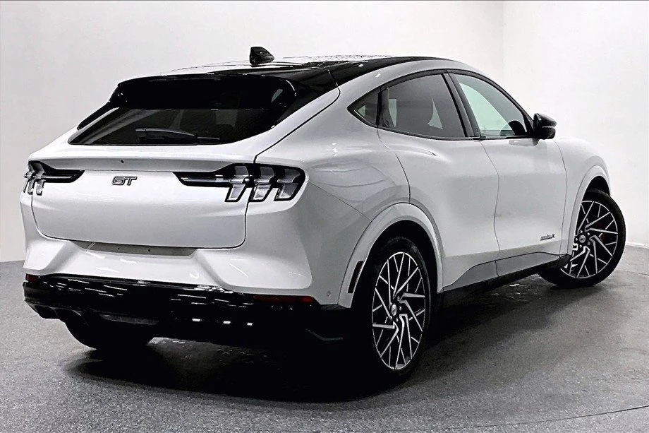 2022 Ford Mustang Mach-E - Image 3 of 7