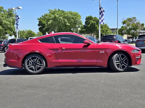 2022 Ford Mustang GT