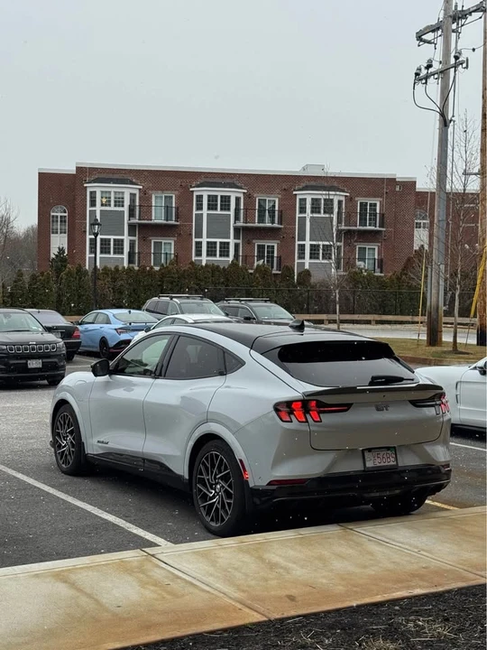 2022 Ford Mustang Mach-E - Image 3 of 3