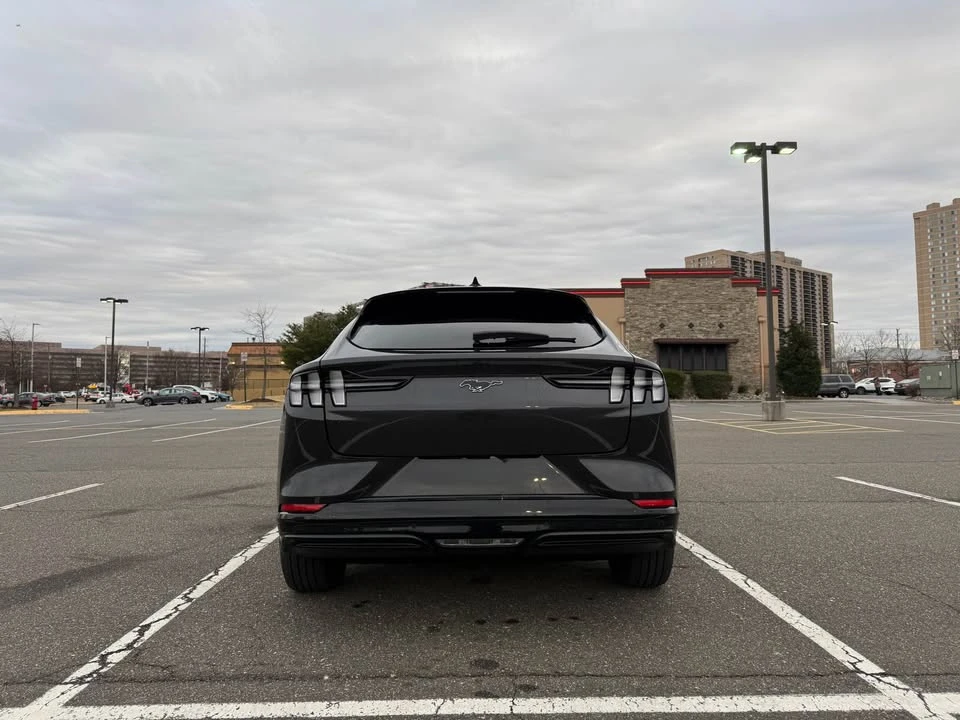 2022 Ford Mustang Mach-E - Image 5 of 19