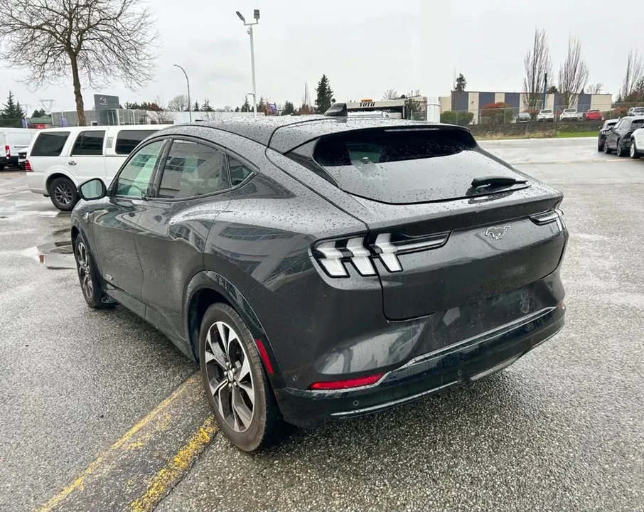 2022 Ford Mustang Mach-E - Image 8 of 9