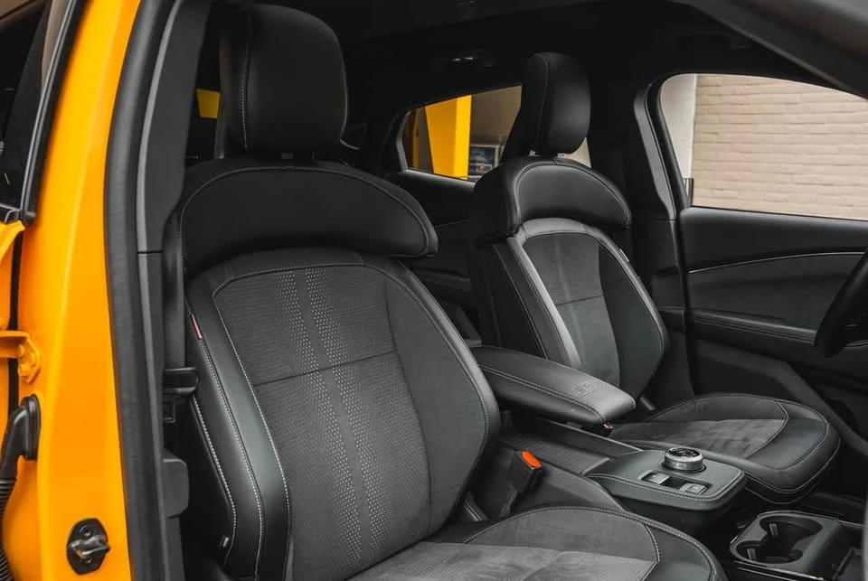 2022 Ford Mustang Mach-E - Image 2 of 3