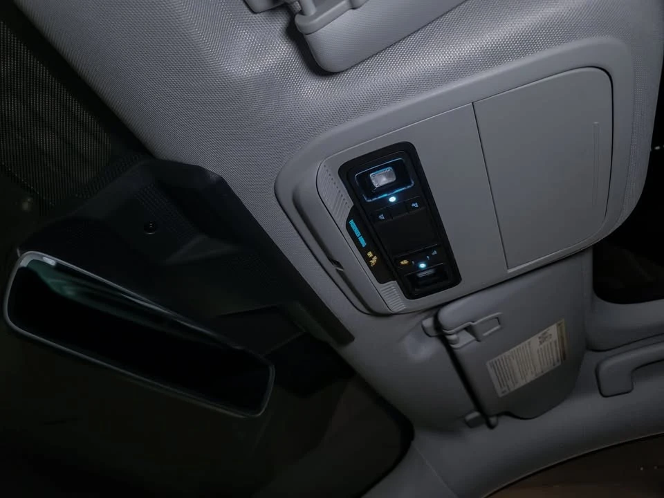 2022 Ford Mustang Mach-E - Image 16 of 20