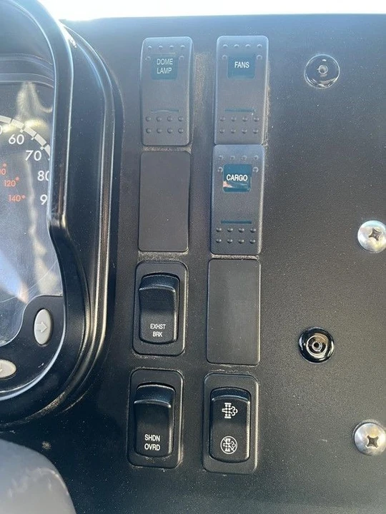 2022 Freightliner - Image 13 of 21