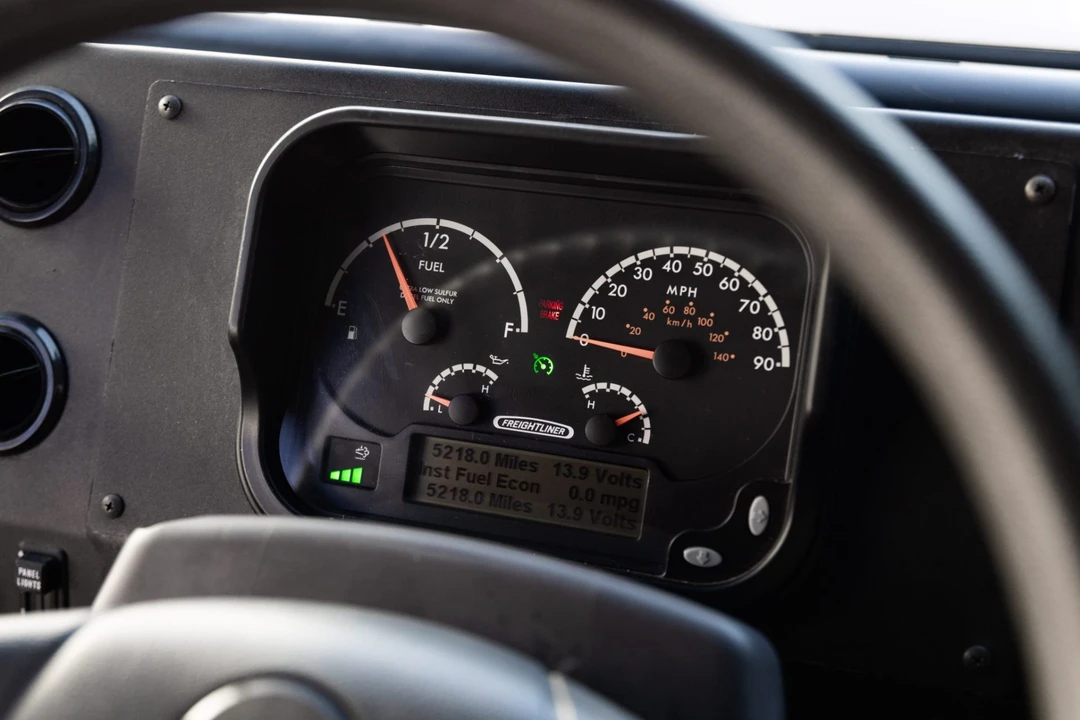 2022 Freightliner - Image 9 of 12