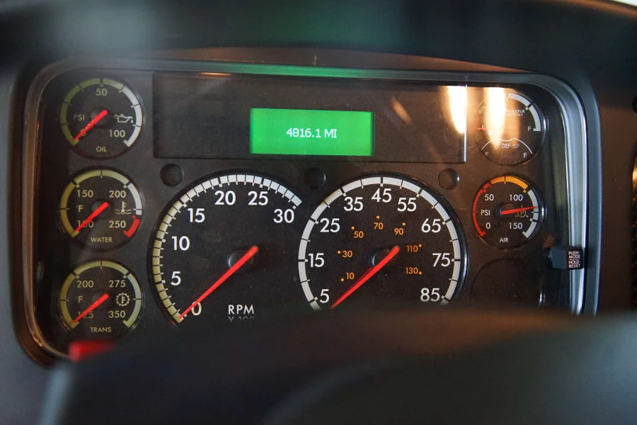 2022 Freightliner - Image 9 of 9