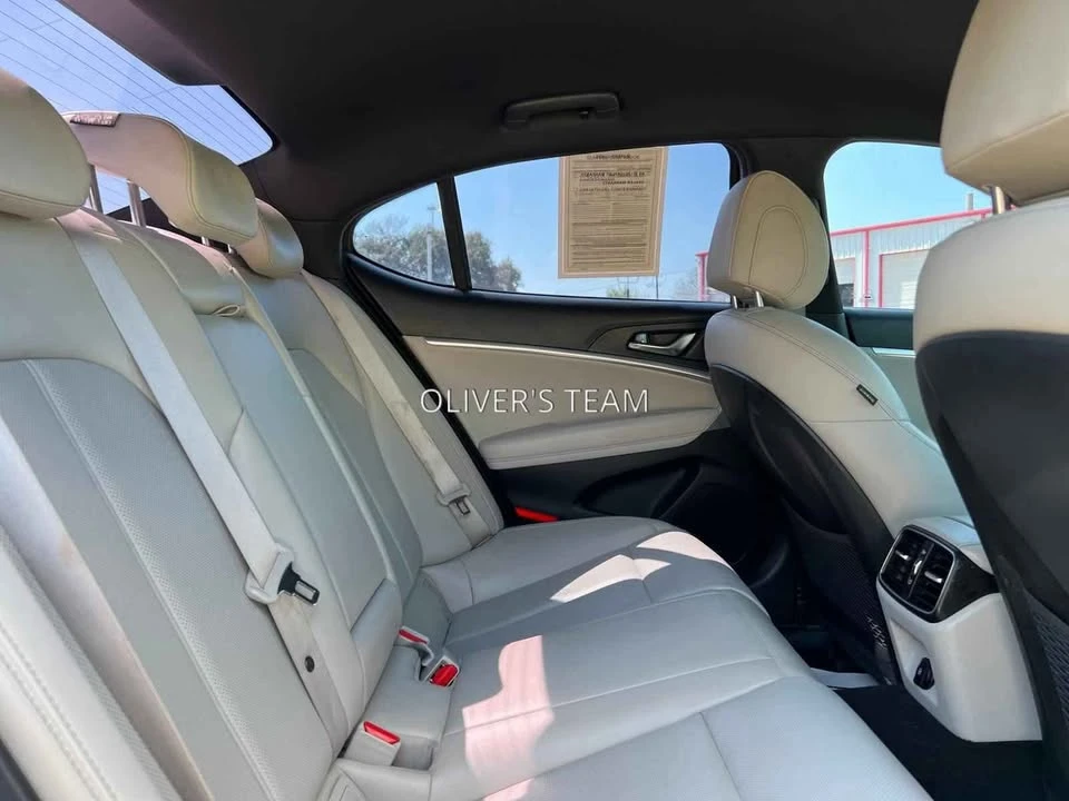 2022 Genesis G70 - Image 3 of 4