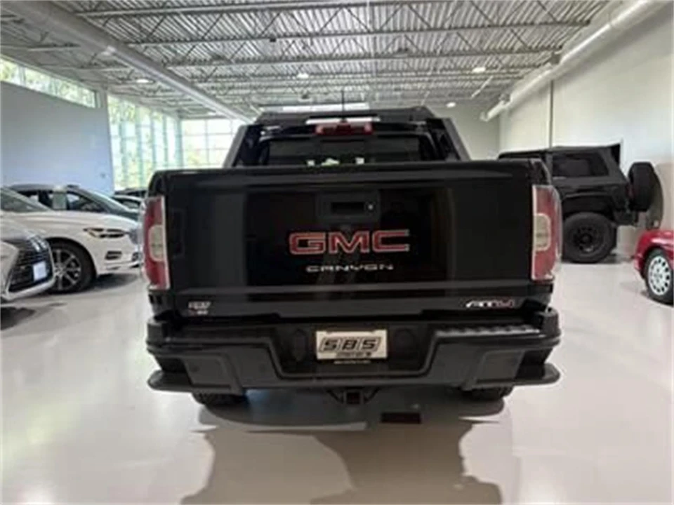 2022 GMC Sierra Heavy Duty 5th Gen - Image 5 of 17