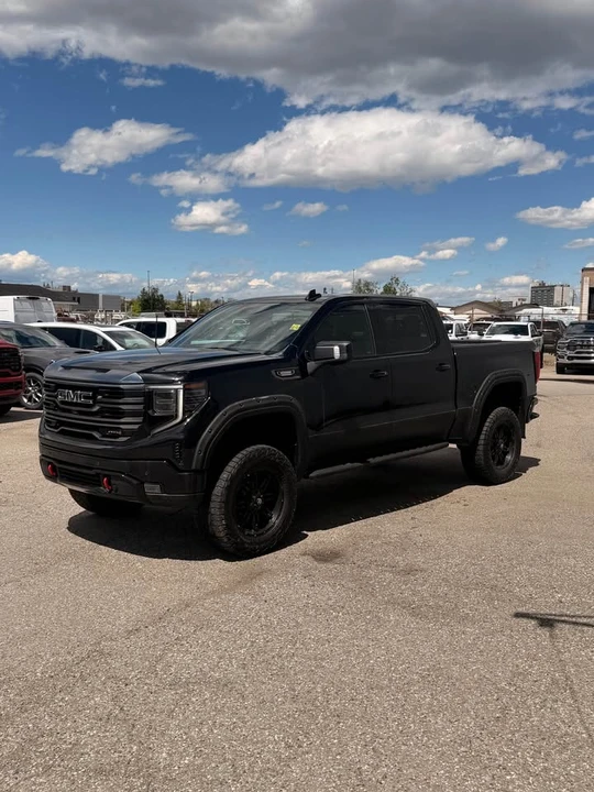 2022 GMC Sierra 5th Gen - Image 4 of 10