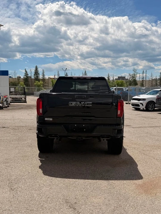 2022 GMC Sierra 5th Gen - Image 3 of 10