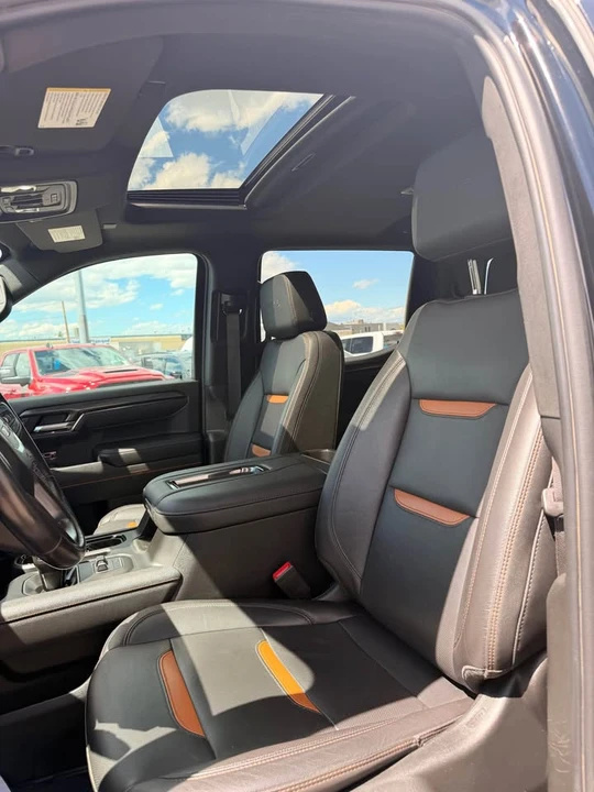 2022 GMC Sierra 5th Gen - Image 9 of 10