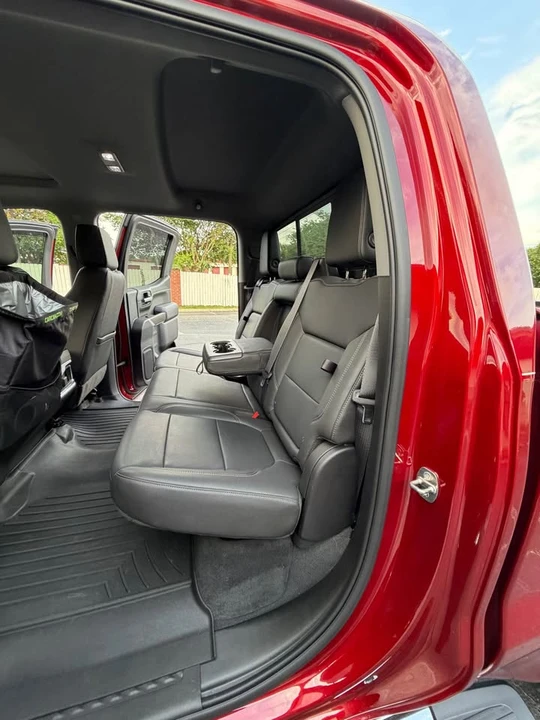 2022 GMC Sierra 5th Gen - Image 3 of 10