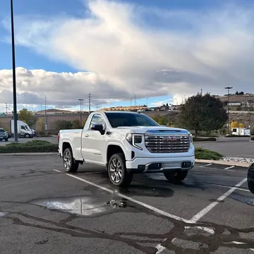 2022 GMC Sierra 1500 Regular Cab Short Bed