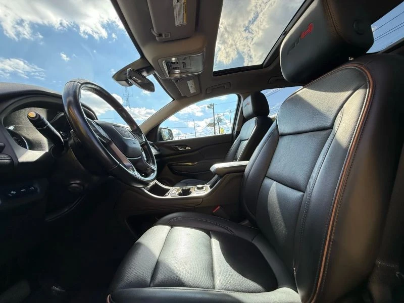 2022 GMC Acadia - Image 7 of 12