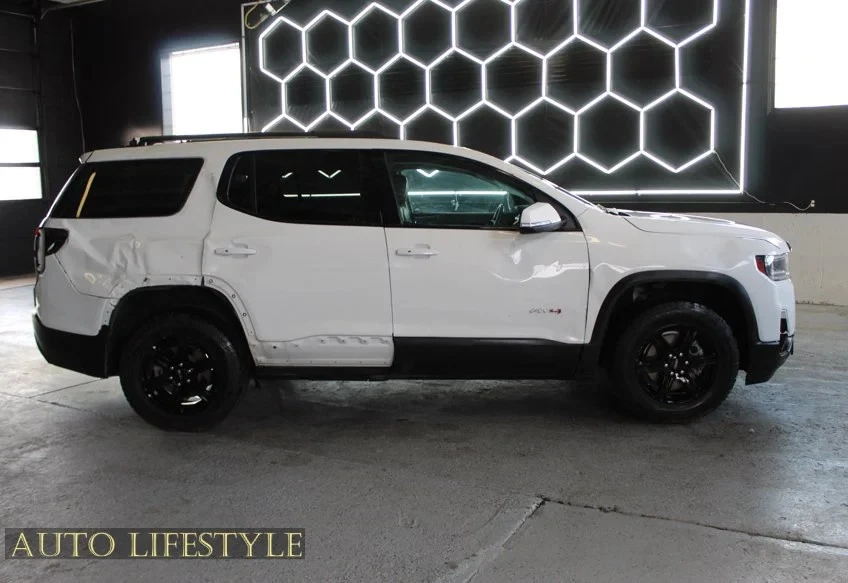 2022 GMC Yukon 5th Gen - Image 11 of 21