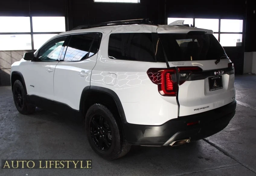 2022 GMC Yukon 5th Gen - Image 8 of 21