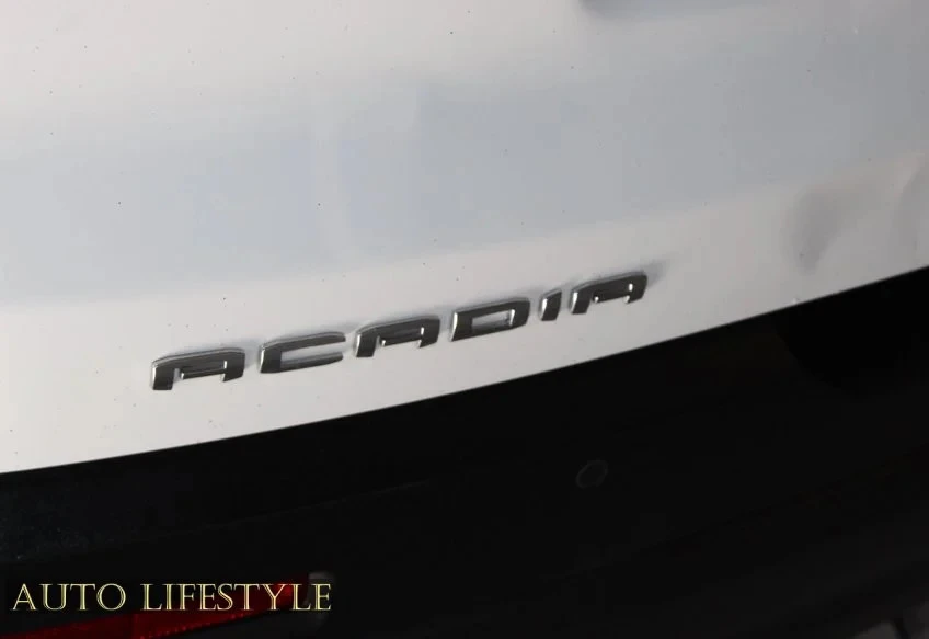 2022 GMC Yukon 5th Gen - Image 15 of 21