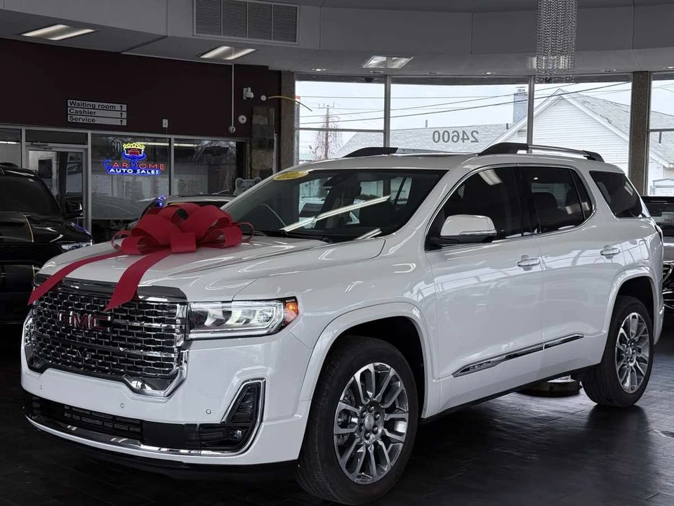 2022 GMC Acadia - Image 2 of 21