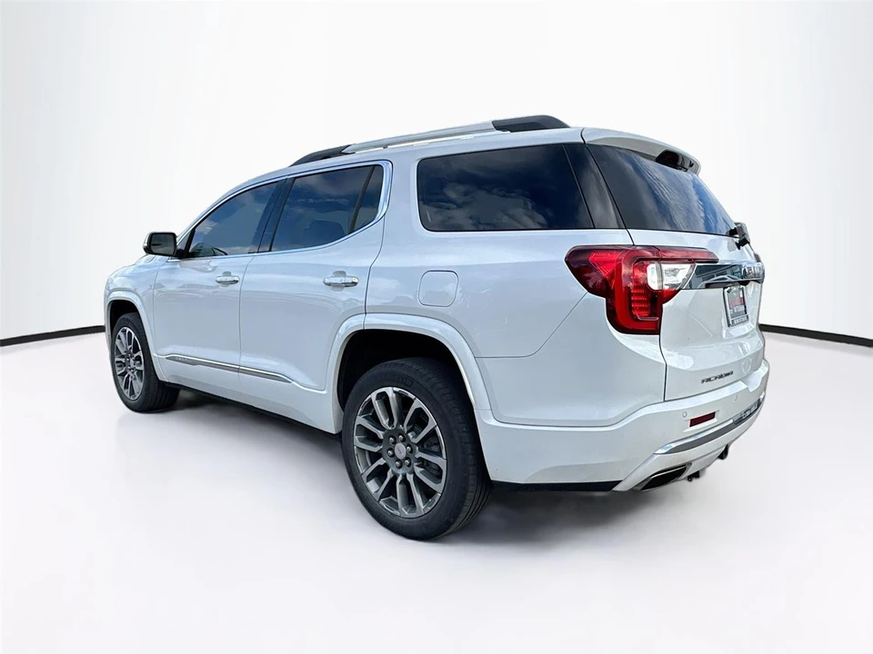 2022 GMC Acadia - Image 5 of 14