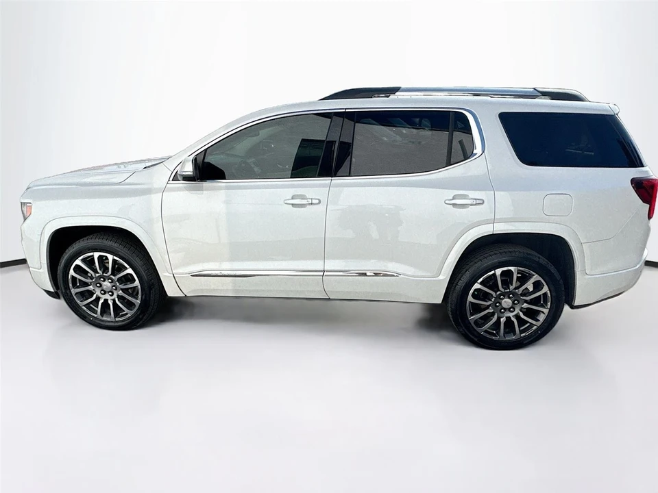 2022 GMC Acadia - Image 4 of 21