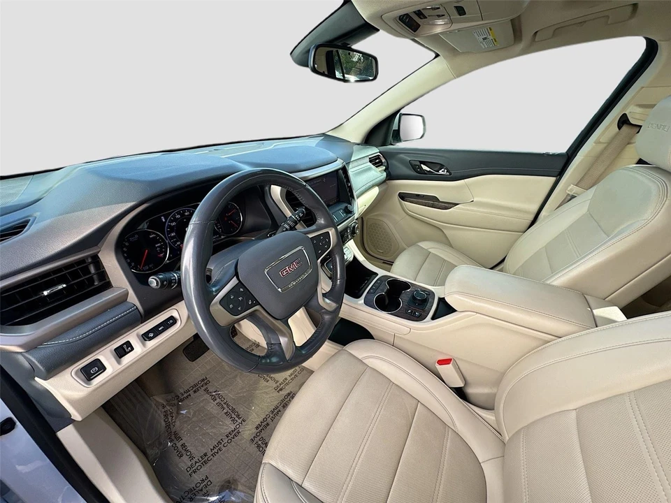 2022 GMC Acadia - Image 9 of 21