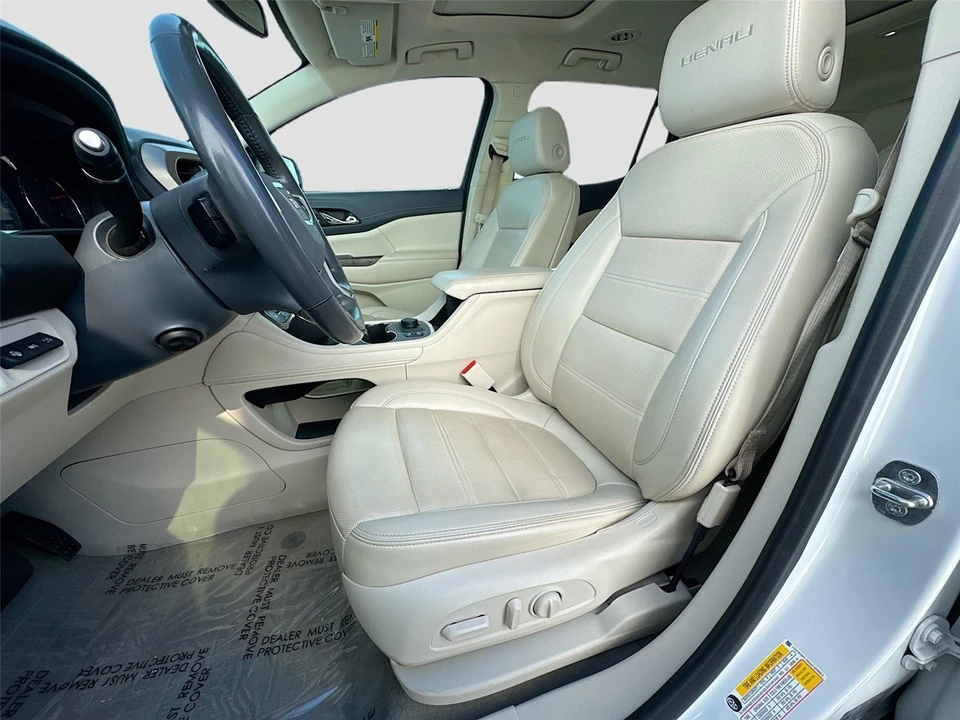 2022 GMC Acadia - Image 20 of 21