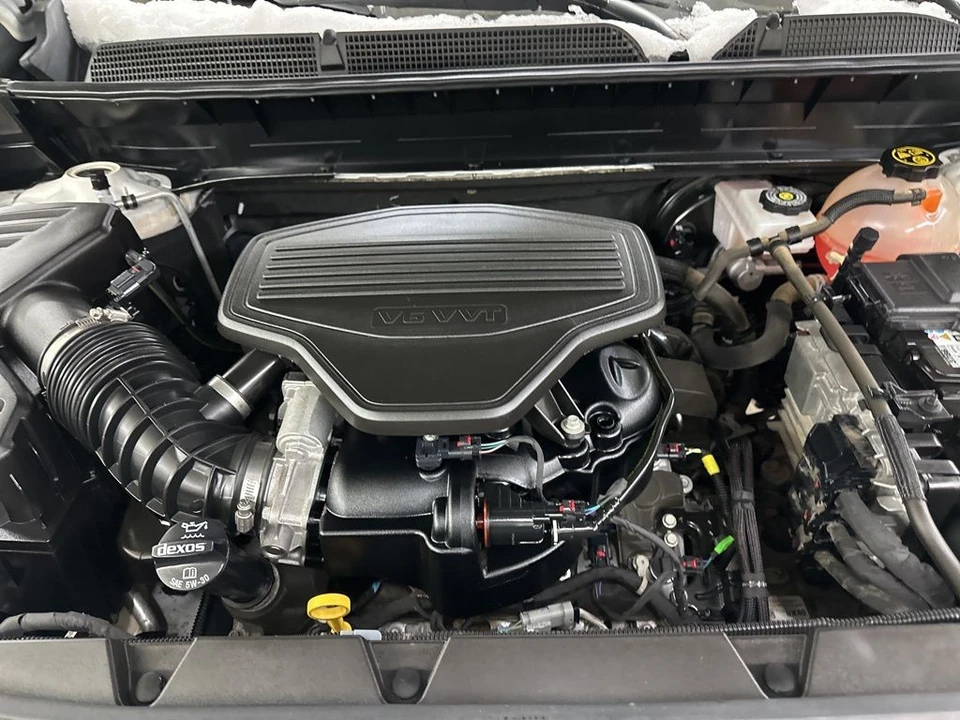 2022 GMC Acadia - Image 18 of 21