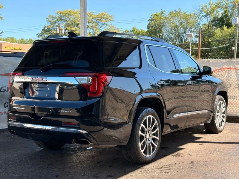 2022 GMC Acadia - Image 11 of 12
