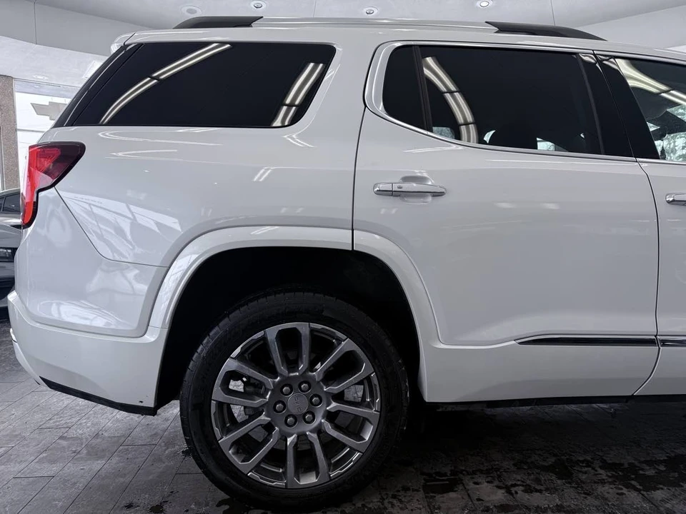 2022 GMC Acadia - Image 6 of 21