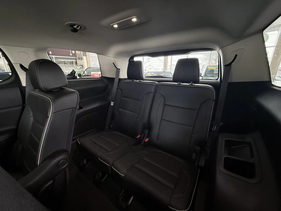 2022 GMC Acadia - Image 20 of 21