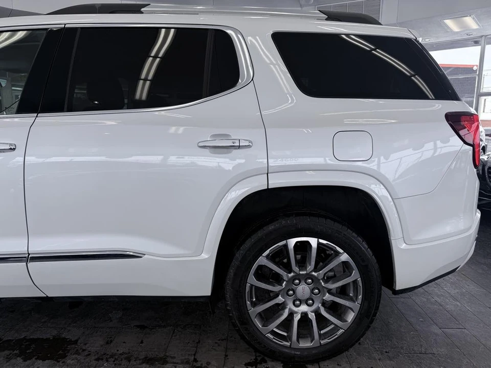 2022 GMC Acadia - Image 13 of 21