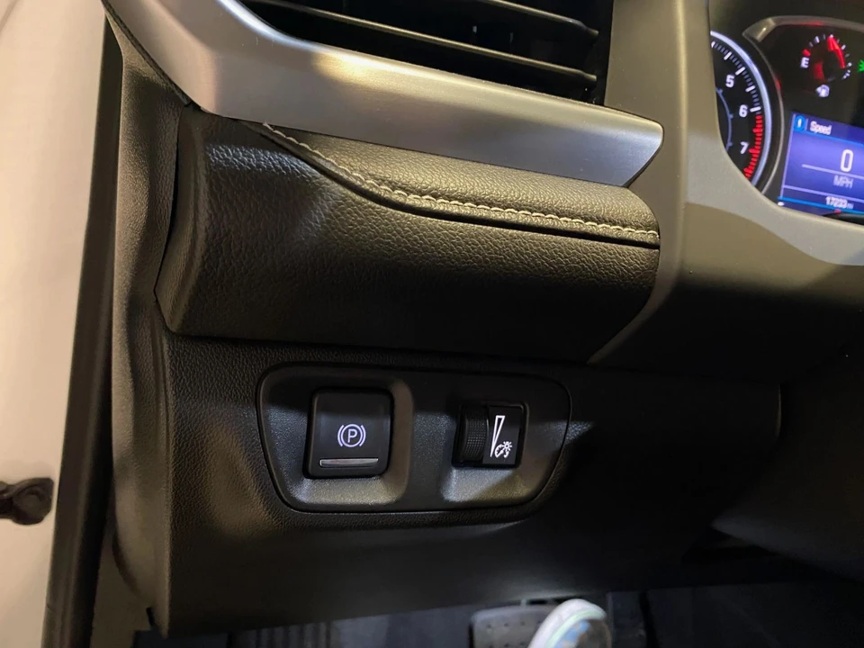 2022 GMC Acadia - Image 19 of 21