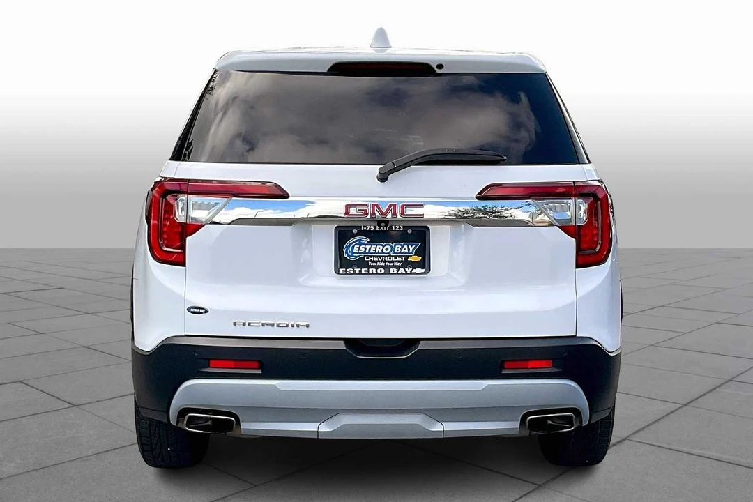2022 GMC Acadia - Image 7 of 12