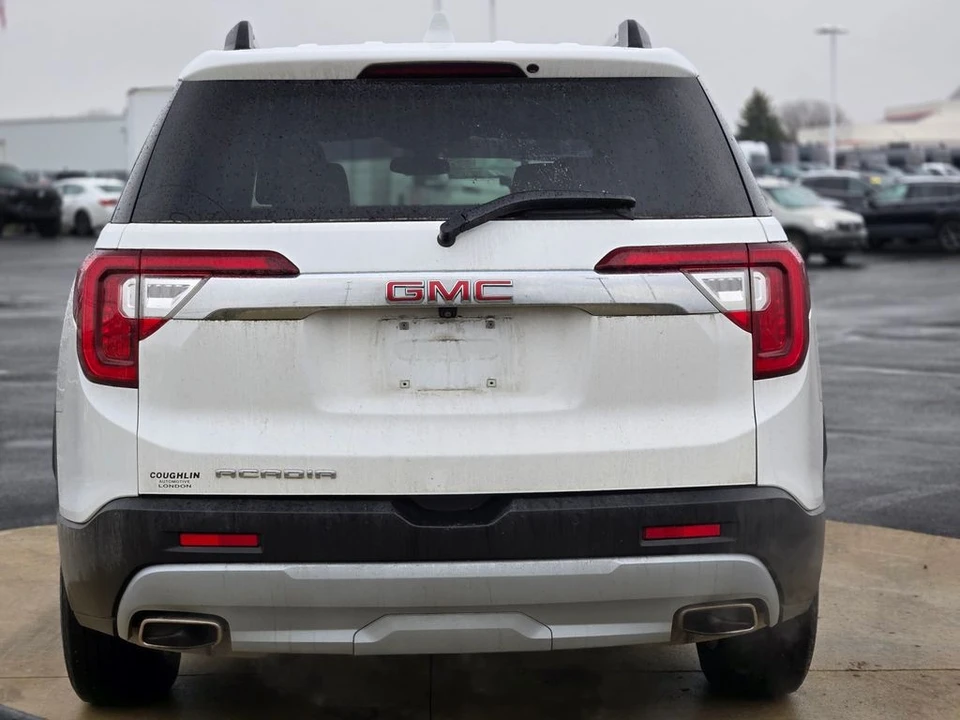 2022 GMC Acadia - Image 6 of 12
