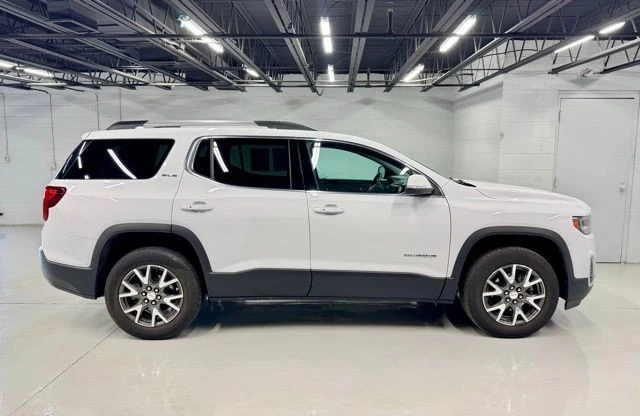 2022 GMC Acadia - Image 6 of 21