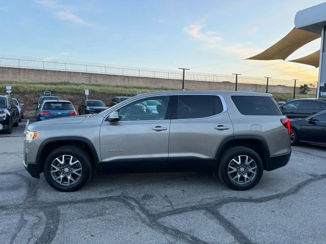 2022 GMC Acadia - Image 9 of 21