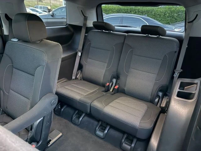 2022 GMC Acadia - Image 15 of 21