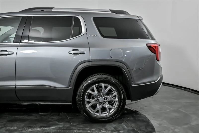 2022 GMC Acadia - Image 7 of 21