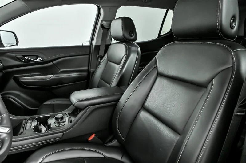 2022 GMC Acadia - Image 20 of 21