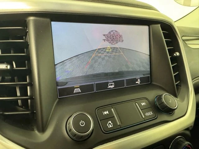2022 GMC Acadia - Image 18 of 21