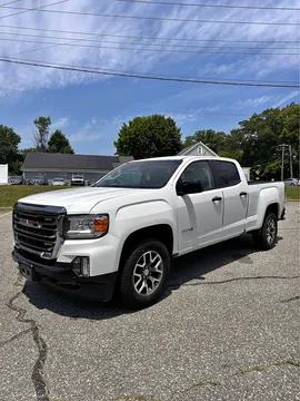 2022 GMC Canyon Crew Cab AT4 Pickup 4D 6 ft
