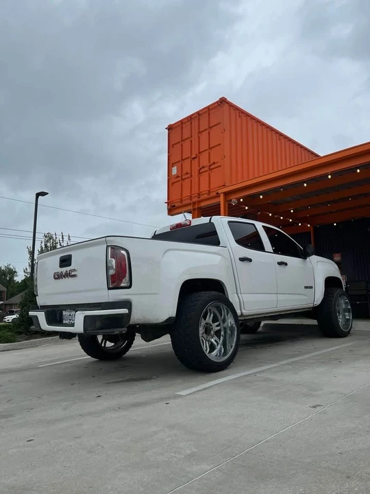 2022 GMC Canyon 2nd Gen - Image 4 of 8