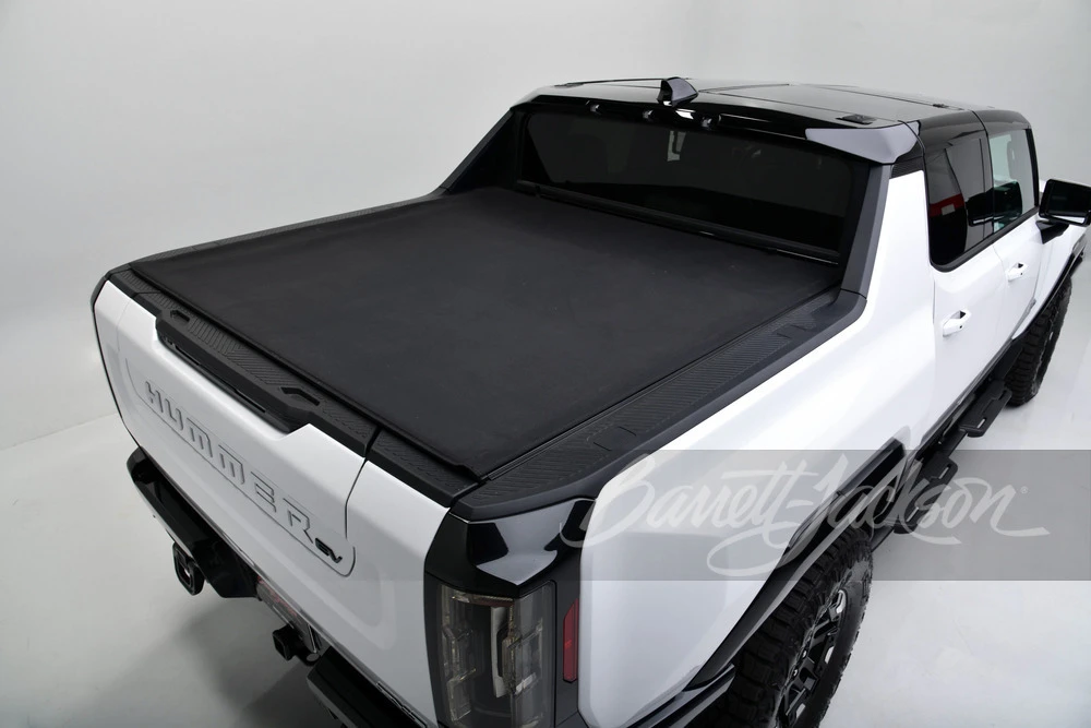 2022 GMC Hummer EV - Image 20 of 31
