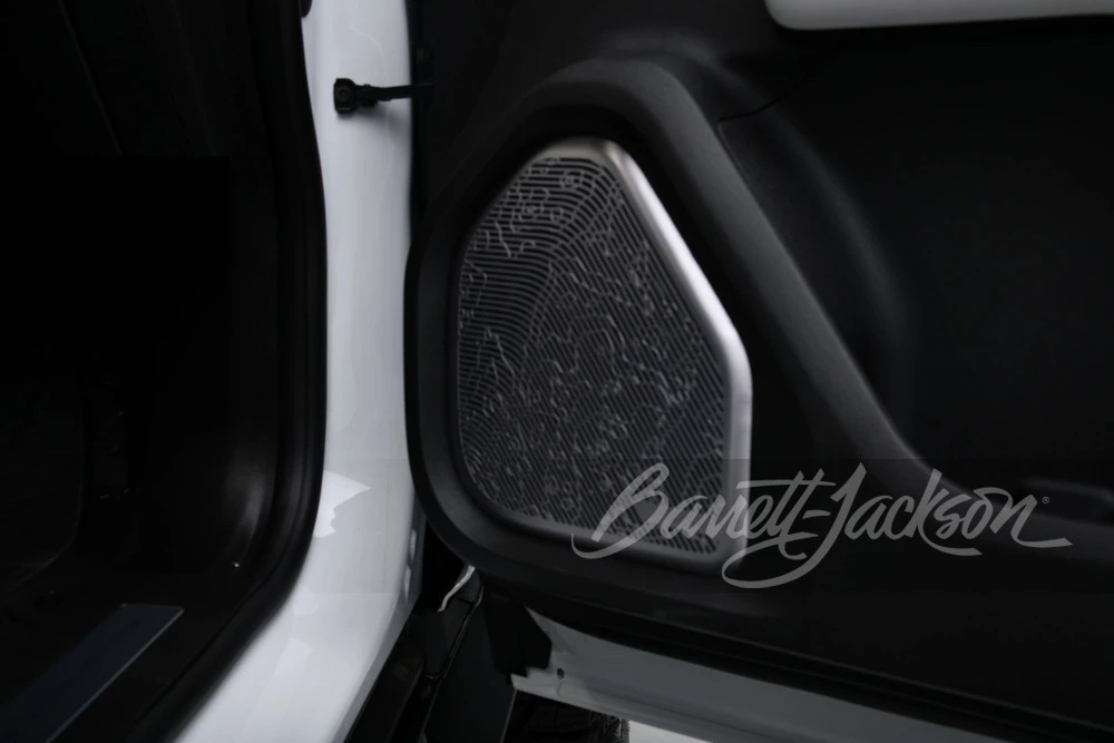 2022 GMC Hummer EV - Image 23 of 31