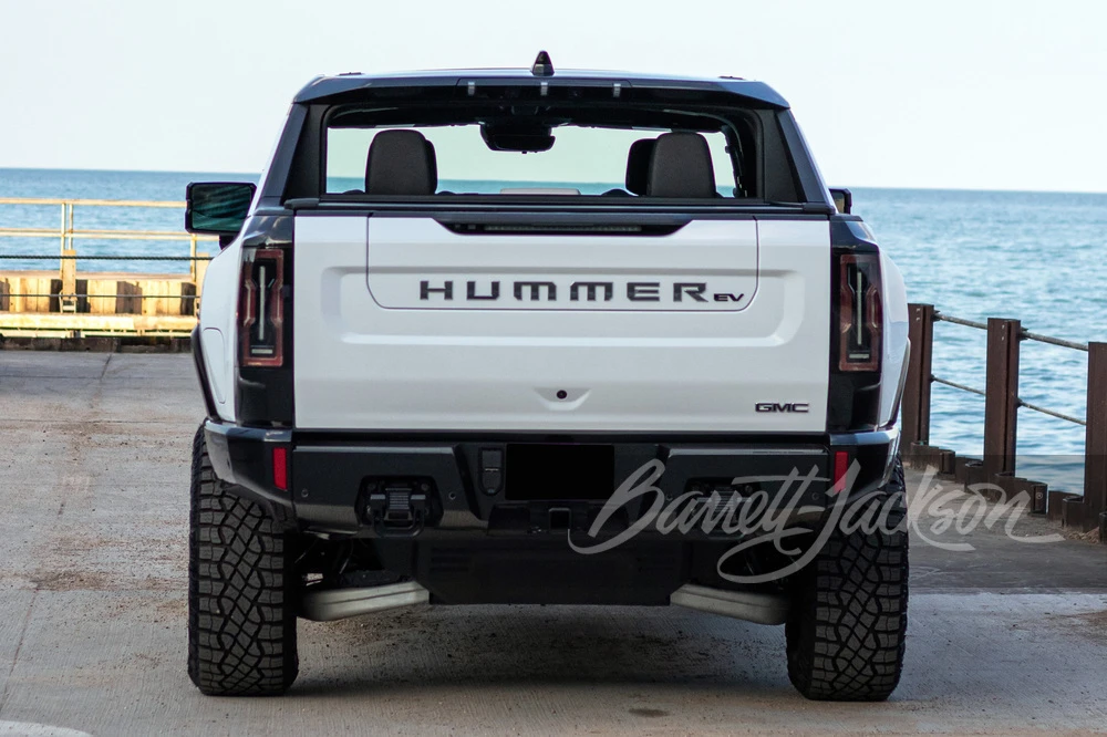 2022 GMC Hummer EV - Image 12 of 18