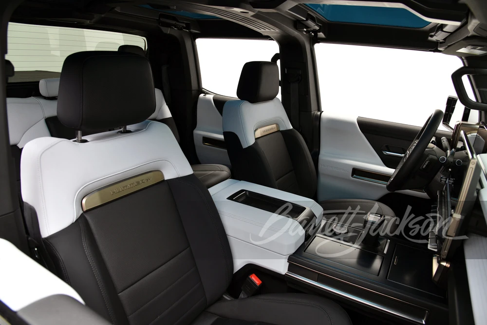 2022 GMC Hummer EV - Image 3 of 31