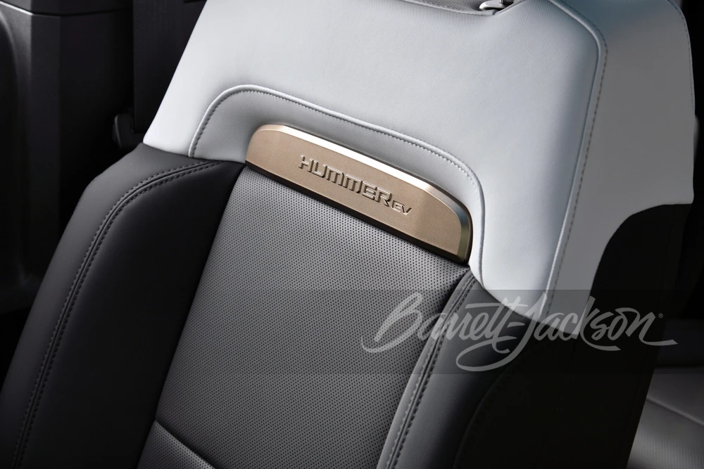 2022 GMC Hummer EV - Image 22 of 31