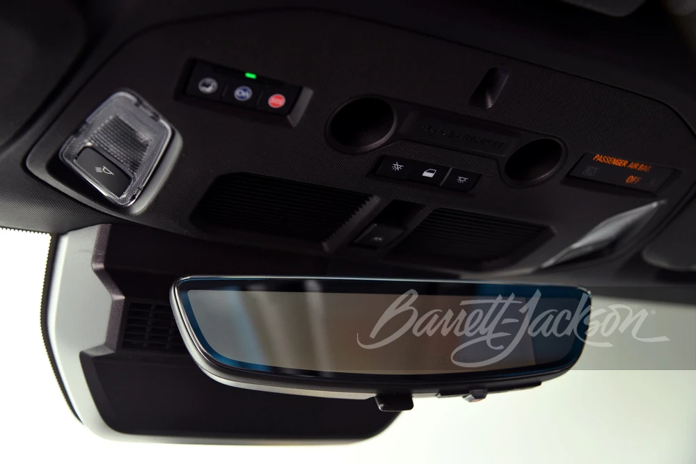 2022 GMC Hummer EV - Image 25 of 31